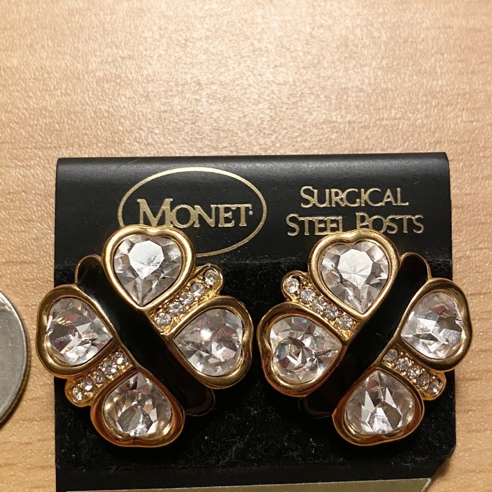 RARE & VINTAGE Monet Earrings w Stones